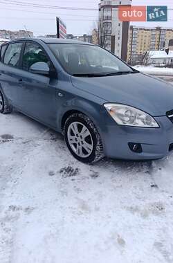 Хэтчбек Kia Ceed 2007 в Хмельницком