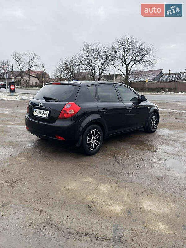 Хетчбек Kia Ceed 2008 в Одесі