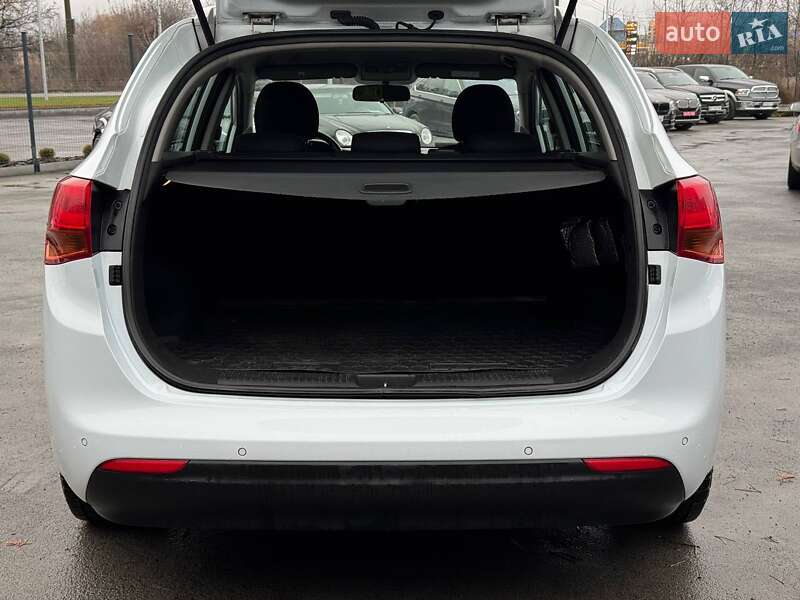 Універсал Kia Ceed 2013 в Кам'янець-Подільському