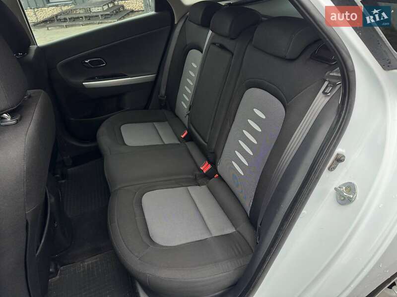 Універсал Kia Ceed 2013 в Кам'янець-Подільському