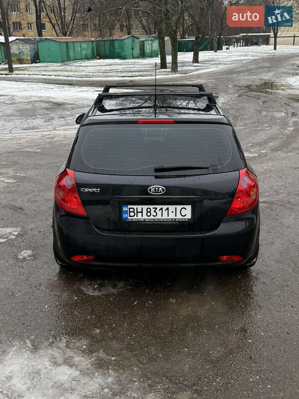 Хэтчбек Kia Ceed 2007 в Одессе