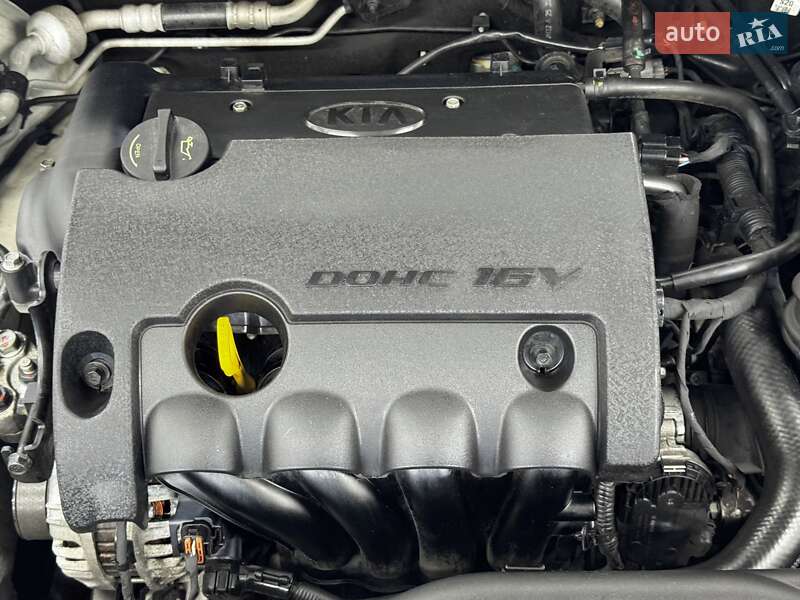 Универсал Kia Ceed 2013 в Стрые