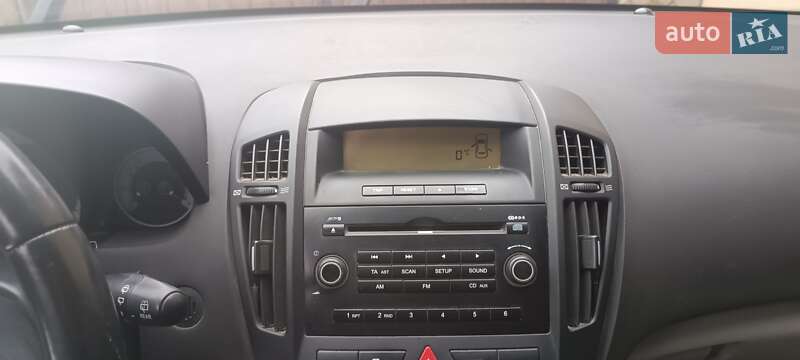 Хетчбек Kia Ceed 2007 в Харкові