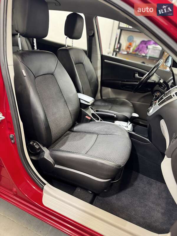 Хетчбек Kia Ceed 2007 в Стрию