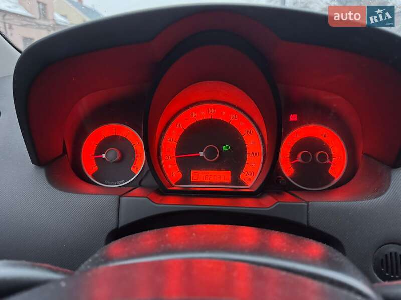 Хэтчбек Kia Ceed 2009 в Львове