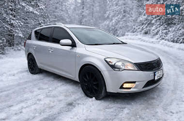 Универсал Kia Ceed 2010 в Киеве