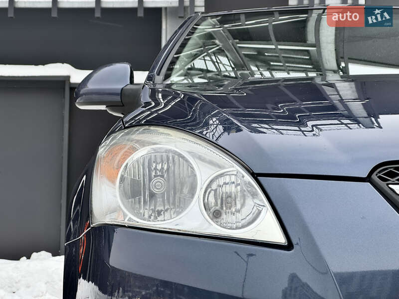 Хэтчбек Kia Ceed 2009 в Киеве