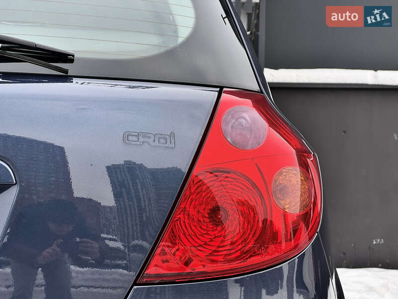 Хэтчбек Kia Ceed 2009 в Киеве