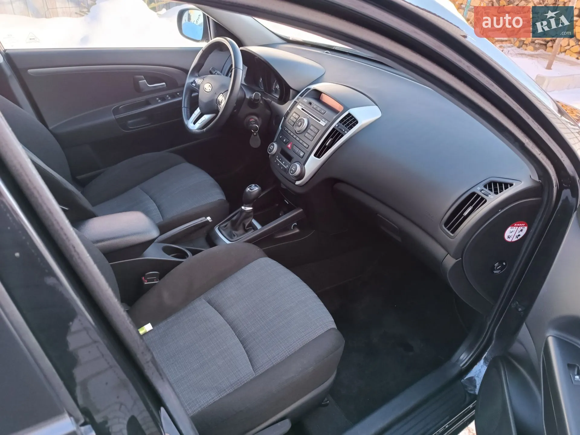 2010 Kia Cee'd - мініатюра 11