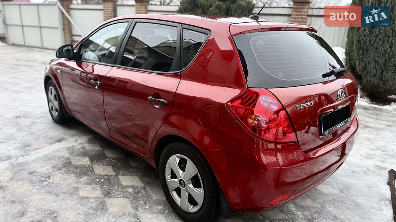 Хэтчбек Kia Ceed 2007 в Киеве фото 14 Хэтчбек Kia Ceed 2007 в Киеве