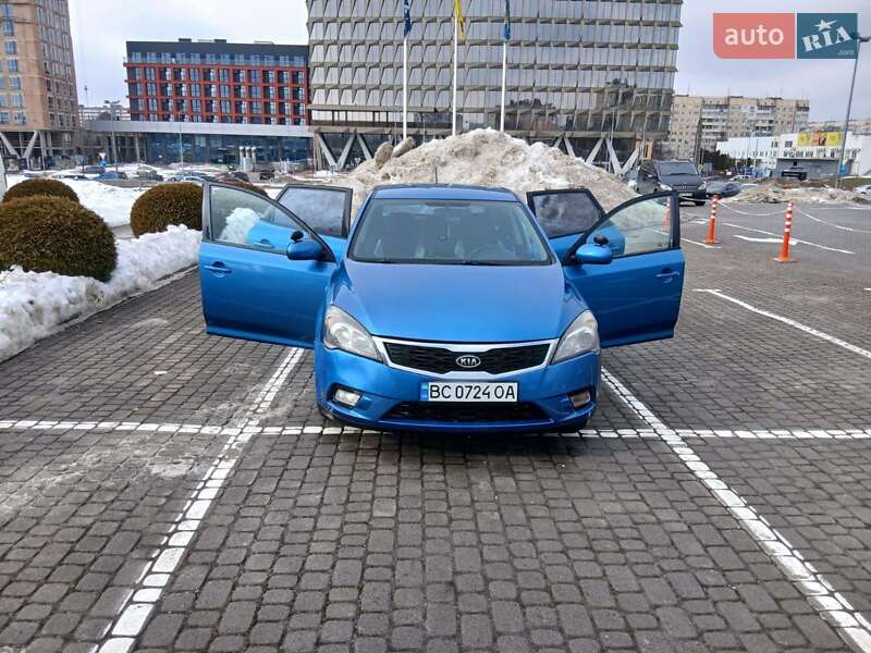 Хэтчбек Kia Ceed 2009 в Львове фото 2 Хэтчбек Kia Ceed 2009 в Львове