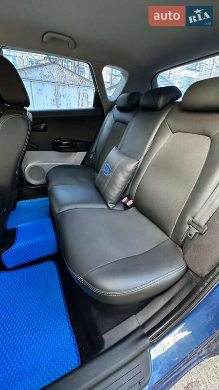 Хетчбек Kia Ceed 2008 в Нікополі