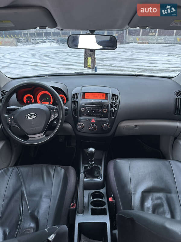Хэтчбек Kia Ceed 2007 в Ивано-Франковске