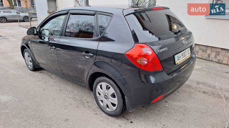Хэтчбек Kia Ceed 2008 в Полтаве фото 9 Хэтчбек Kia Ceed 2008 в Полтаве