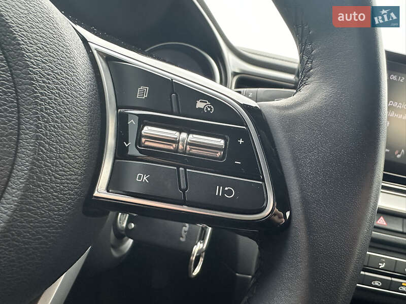 Хэтчбек Kia Ceed 2022 в Запорожье