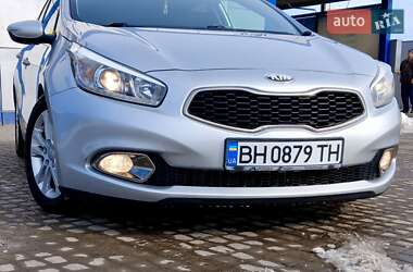 Хетчбек Kia Ceed 2012 в Роздільній