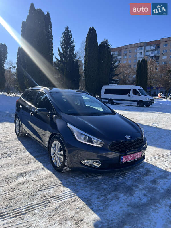 Універсал Kia Ceed 2014 в Рівному