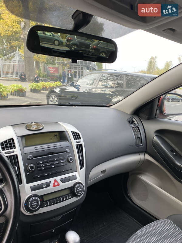 Хетчбек Kia Ceed 2009 в Вінниці