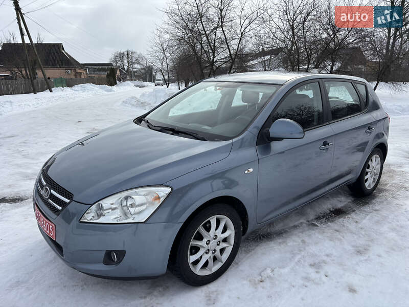 Хэтчбек Kia Ceed 2008 в Хороле фото 58 Хэтчбек Kia Ceed 2008 в Хороле