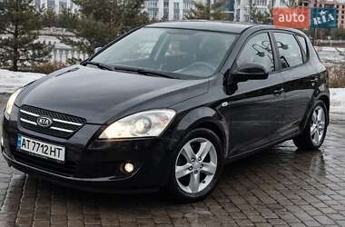 Хэтчбек Kia Ceed 2007 в Ивано-Франковске