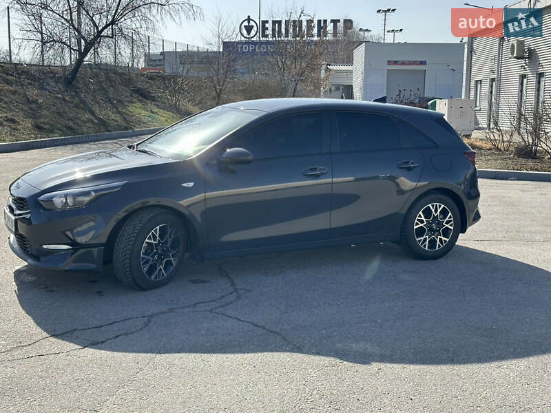 Хэтчбек Kia Ceed 2022 в Запорожье