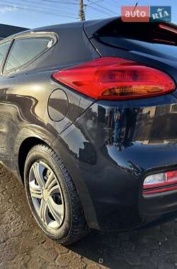 Хетчбек Kia Ceed 2013 в Жашківу