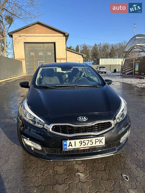 Хетчбек Kia Ceed 2013 в Жашківу