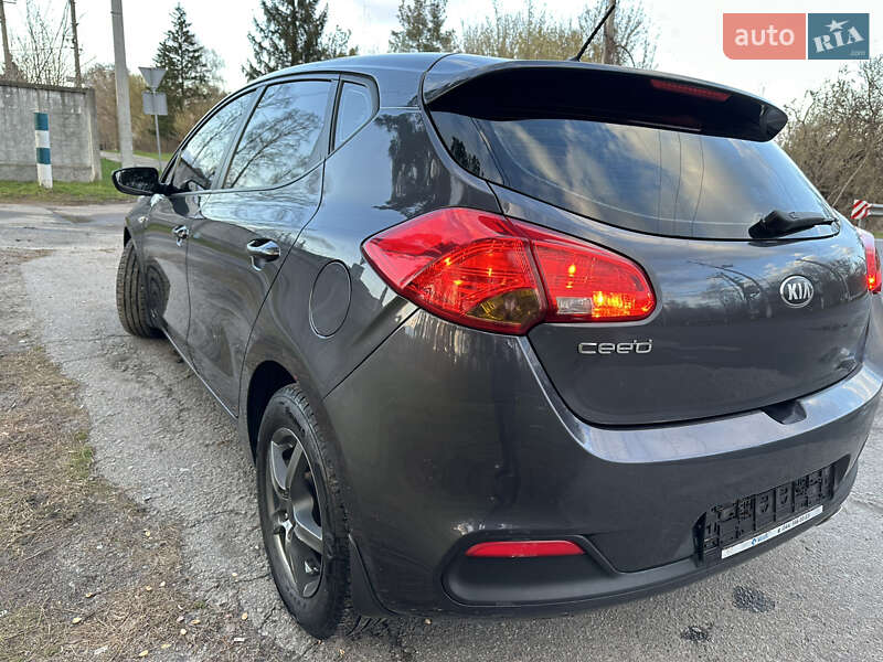 Хэтчбек Kia Ceed 2013 в Киеве фото 91 Хэтчбек Kia Ceed 2013 в Киеве
