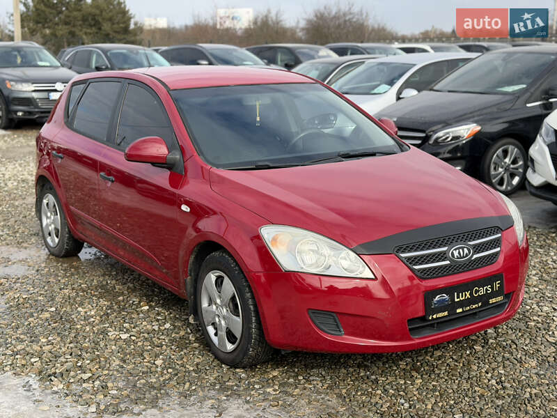 Хетчбек Kia Ceed 2009 в Івано-Франківську