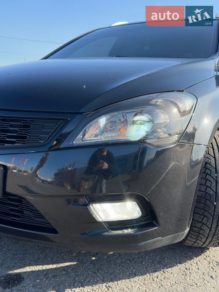 Універсал Kia Ceed 2010 в Чернівцях