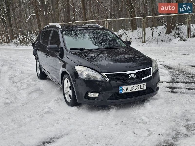 Универсал Kia Ceed 2010 в Киеве