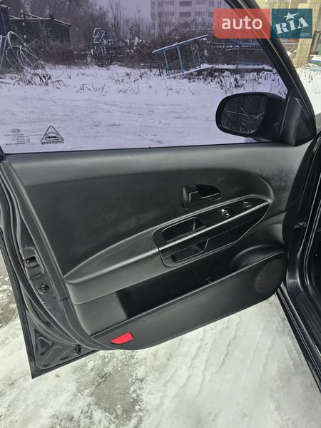 Универсал Kia Ceed 2010 в Киеве