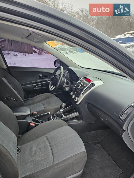 Универсал Kia Ceed 2010 в Киеве