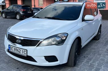 Универсал Kia Ceed 2009 в Львове