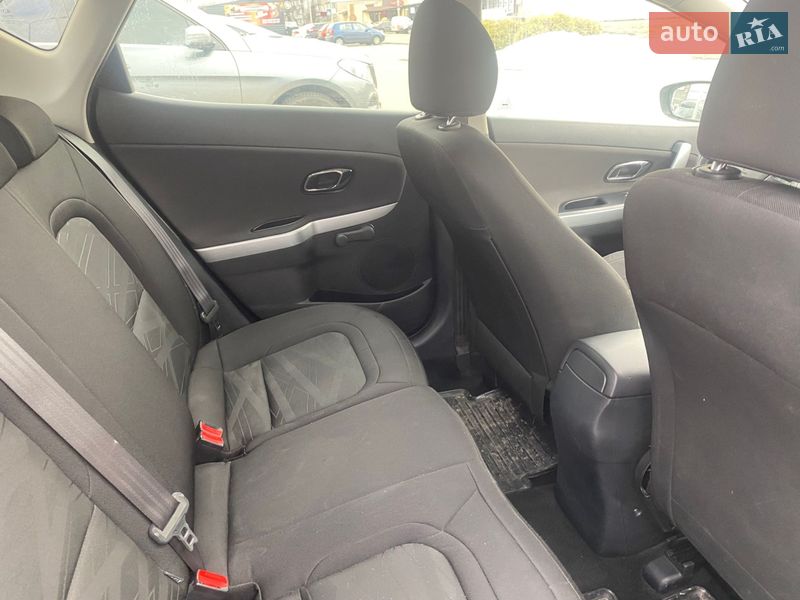 Хэтчбек Kia Ceed 2013 в Черкассах