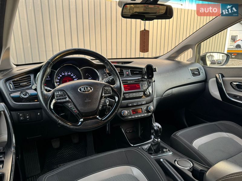 Універсал Kia Ceed 2015 в Стрию фото 37 Універсал Kia Ceed 2015 в Стрию