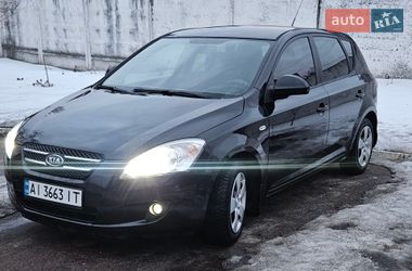 Хэтчбек Kia Ceed 2008 в Барышевке