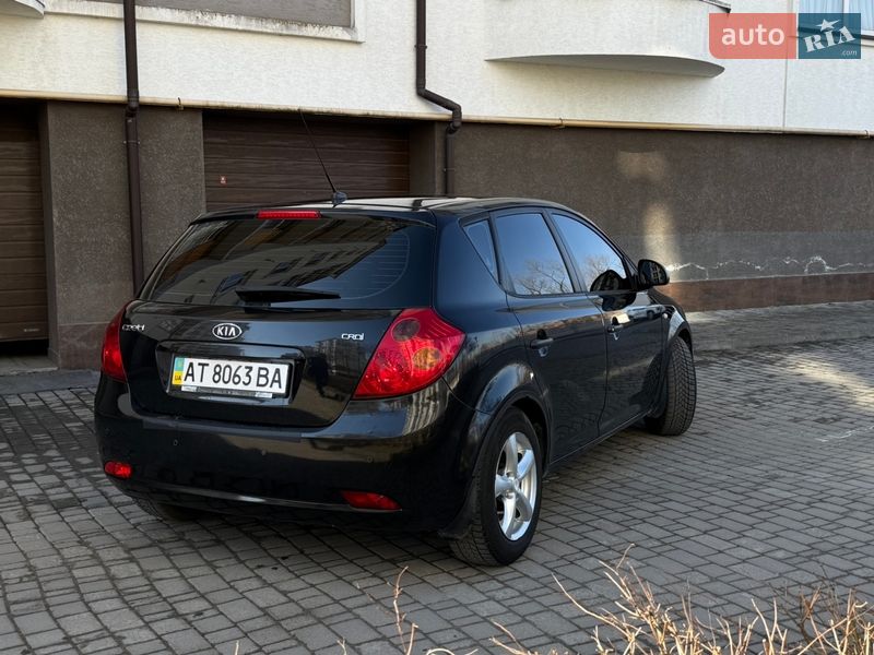 Хэтчбек Kia Ceed 2008 в Ивано-Франковске