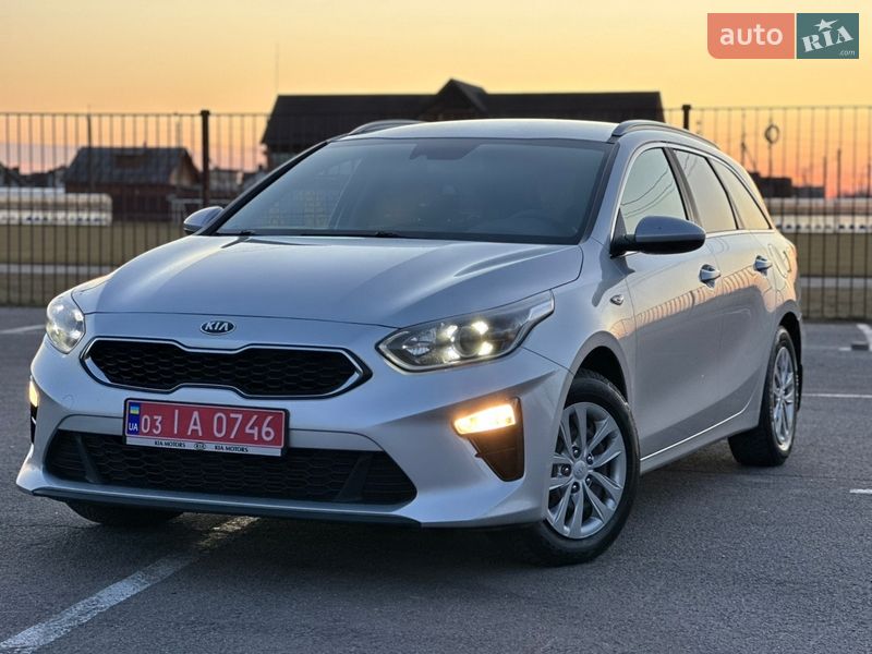 Универсал Kia Ceed 2018 в Луцке