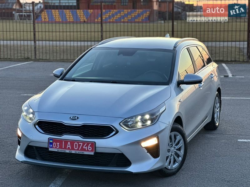 Универсал Kia Ceed 2018 в Луцке