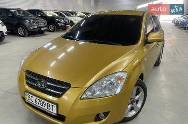 Хэтчбек Kia Ceed 2008 в Стрые