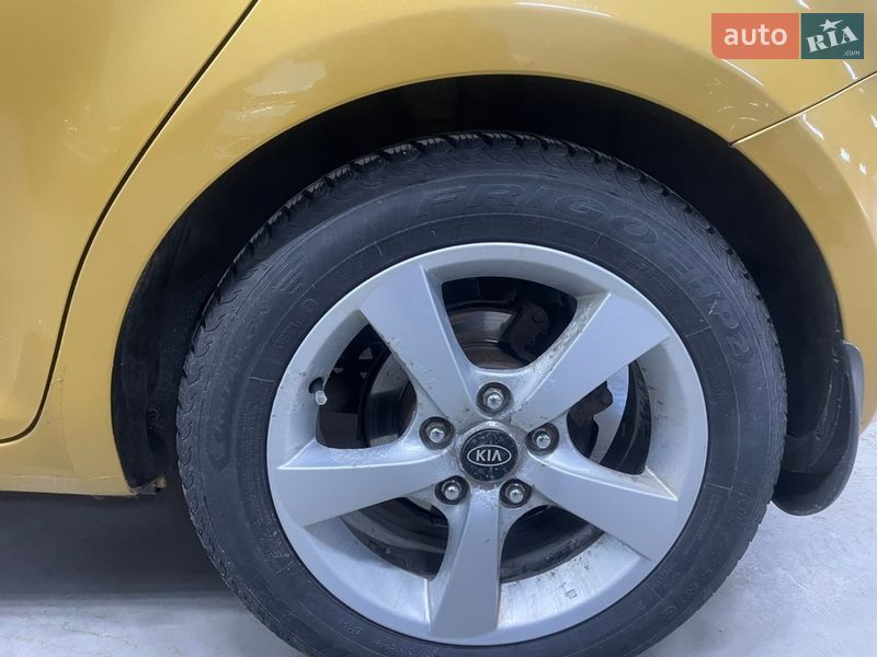 Хэтчбек Kia Ceed 2008 в Стрые