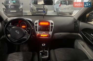 Хэтчбек Kia Ceed 2008 в Стрые