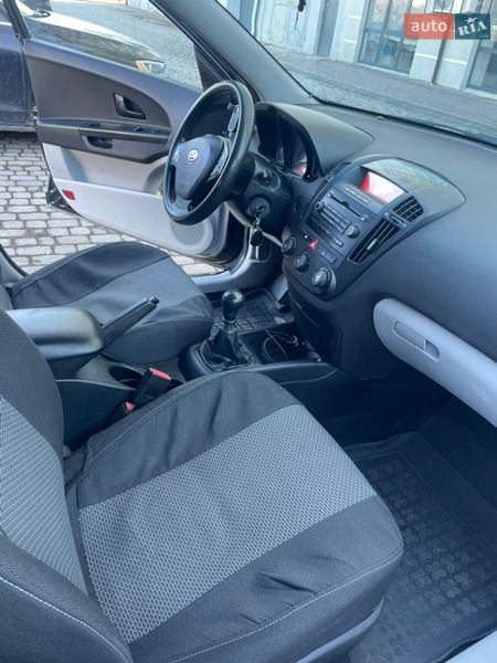 Хетчбек Kia Ceed 2007 в Івано-Франківську