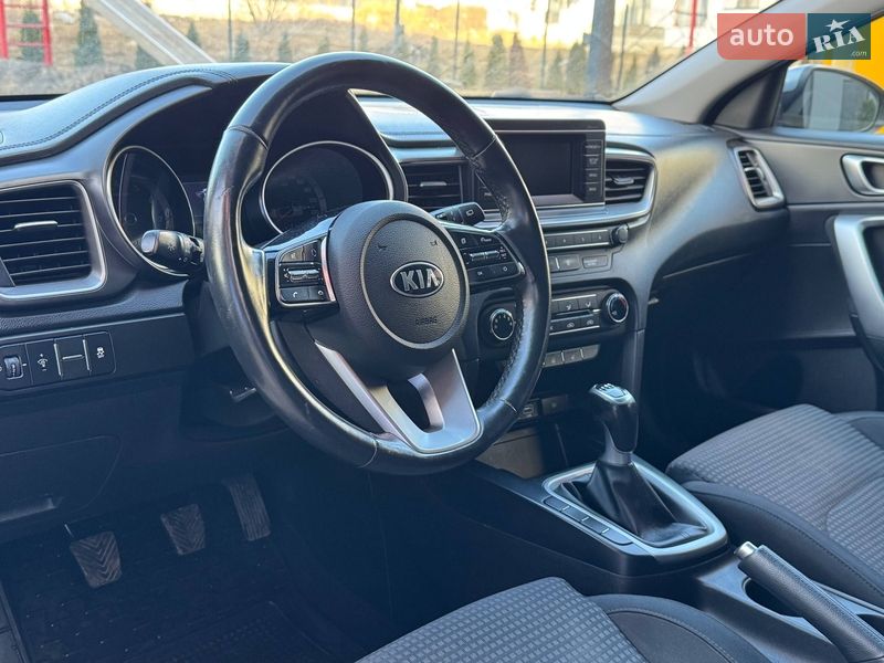 Универсал Kia Ceed 2019 в Львове