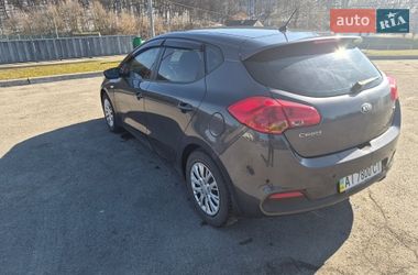 Хэтчбек Kia Ceed 2015 в Обухове