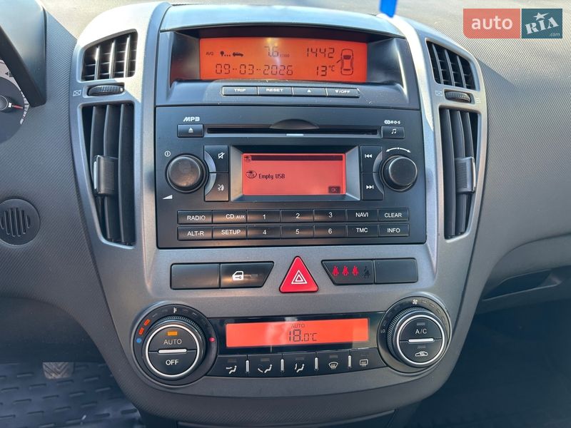 Универсал Kia Ceed 2008 в Николаеве