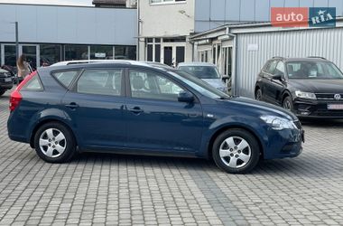Универсал Kia Ceed 2012 в Мукачево