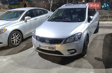 Універсал Kia Ceed 2012 в Вишгороді