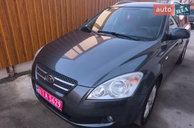 Універсал Kia Ceed 2010 в Полтаві